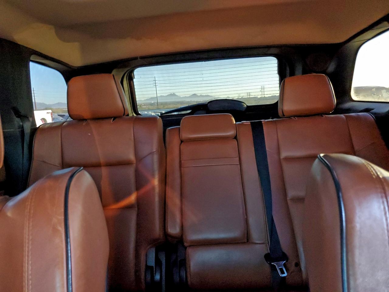 2012 JEEP GRAND CHEROKEE OVERLAND photo 10