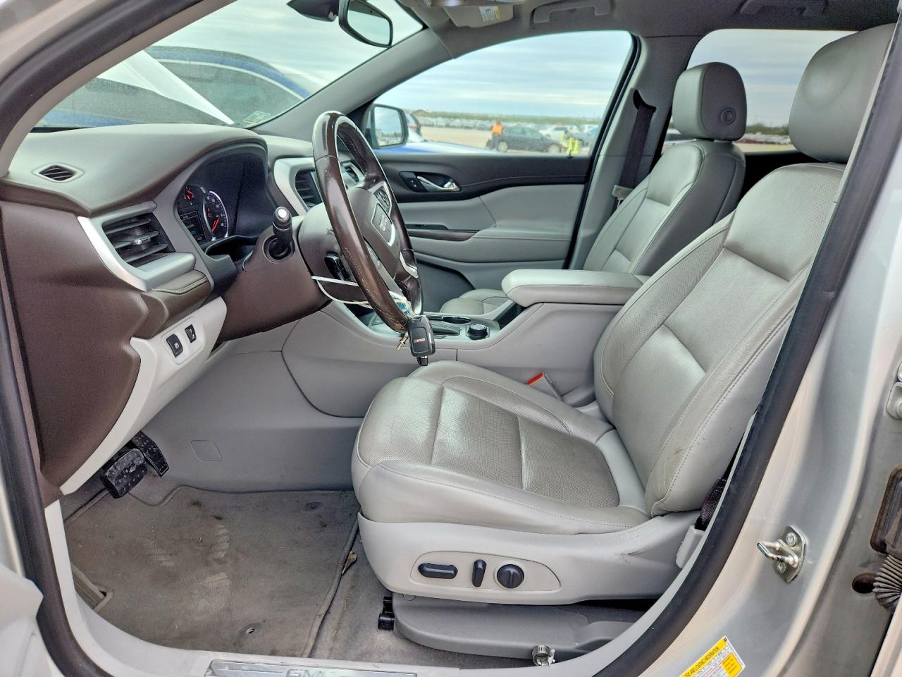 2019 GMC ACADIA SLT-1 photo 7