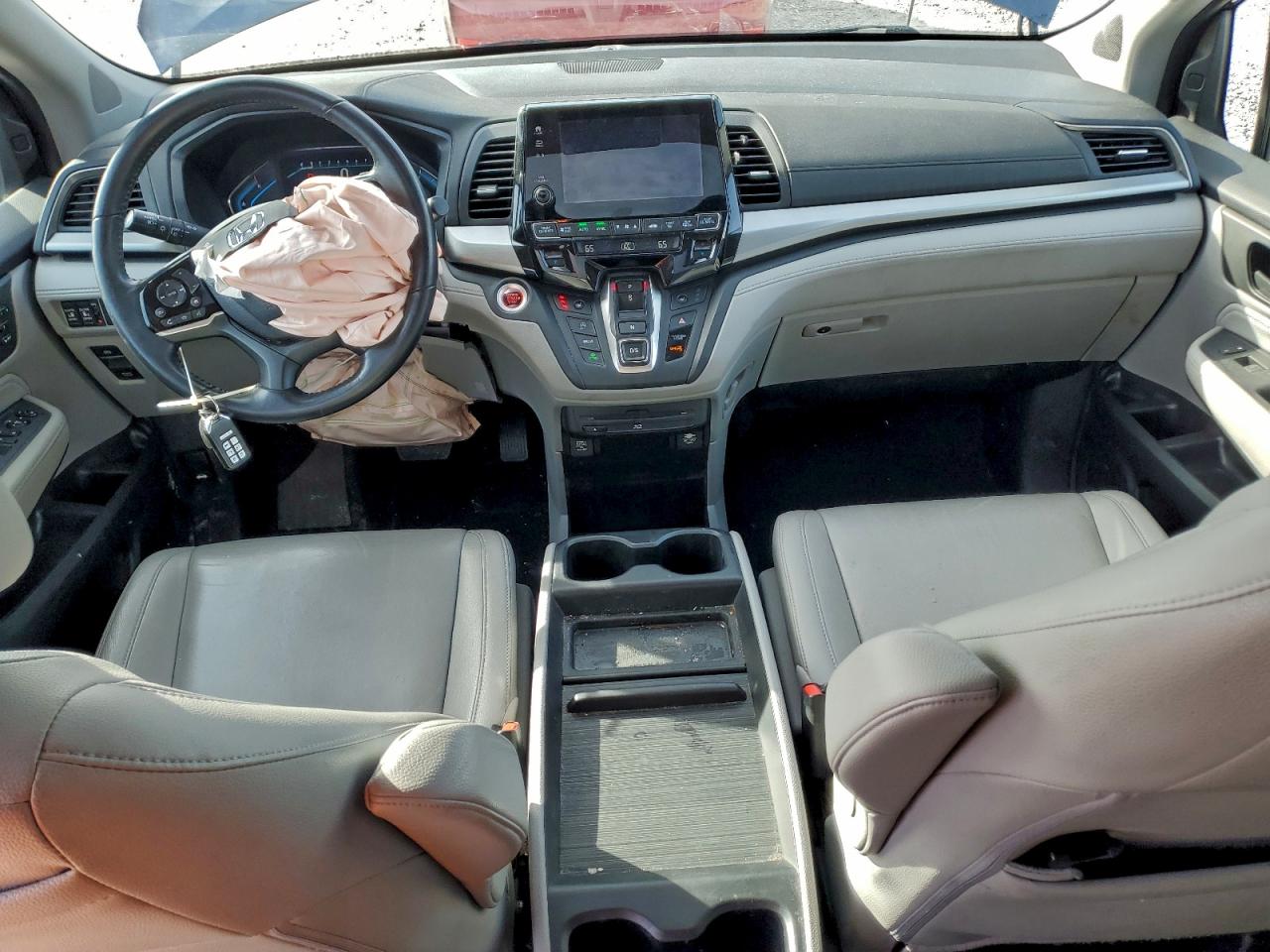 2019 HONDA ODYSSEY TOURING photo 8