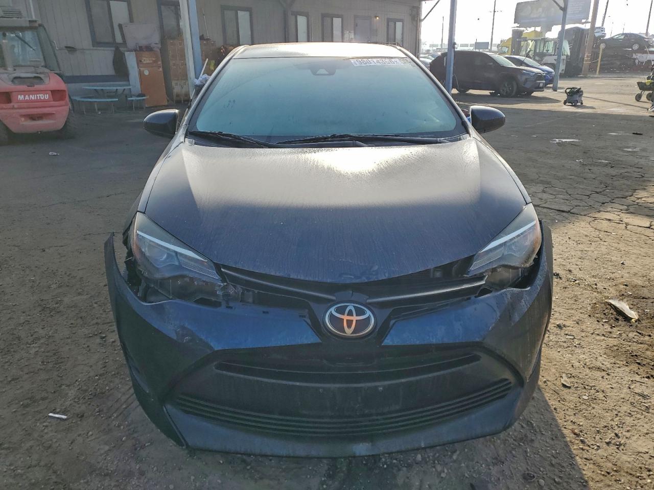 2019 TOYOTA COROLLA L photo 9