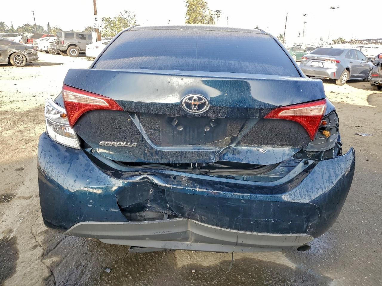 2019 TOYOTA COROLLA L photo 11