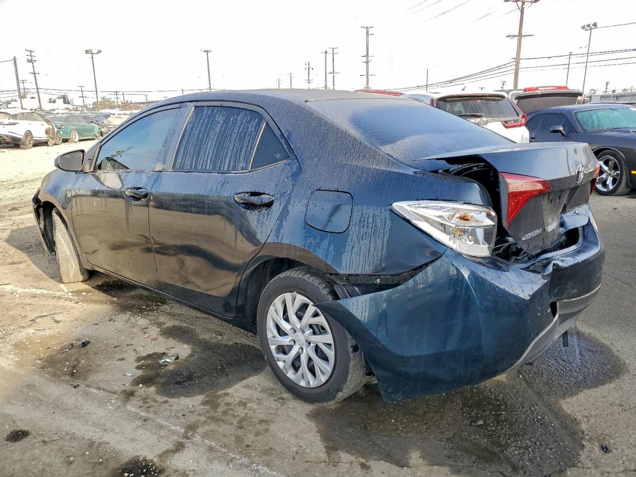 2019 TOYOTA COROLLA L photo 3