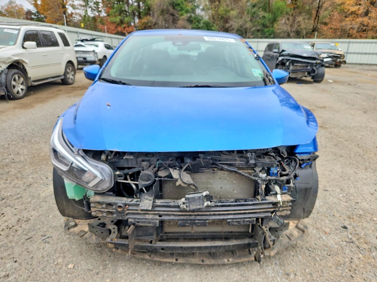 2021 NISSAN VERSA SV photo 5