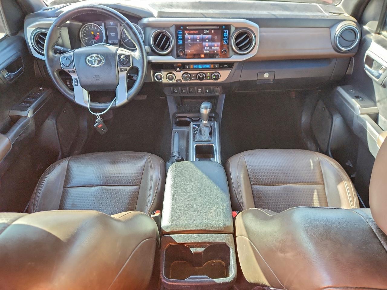 2017 TOYOTA TACOMA LIMITED photo 8