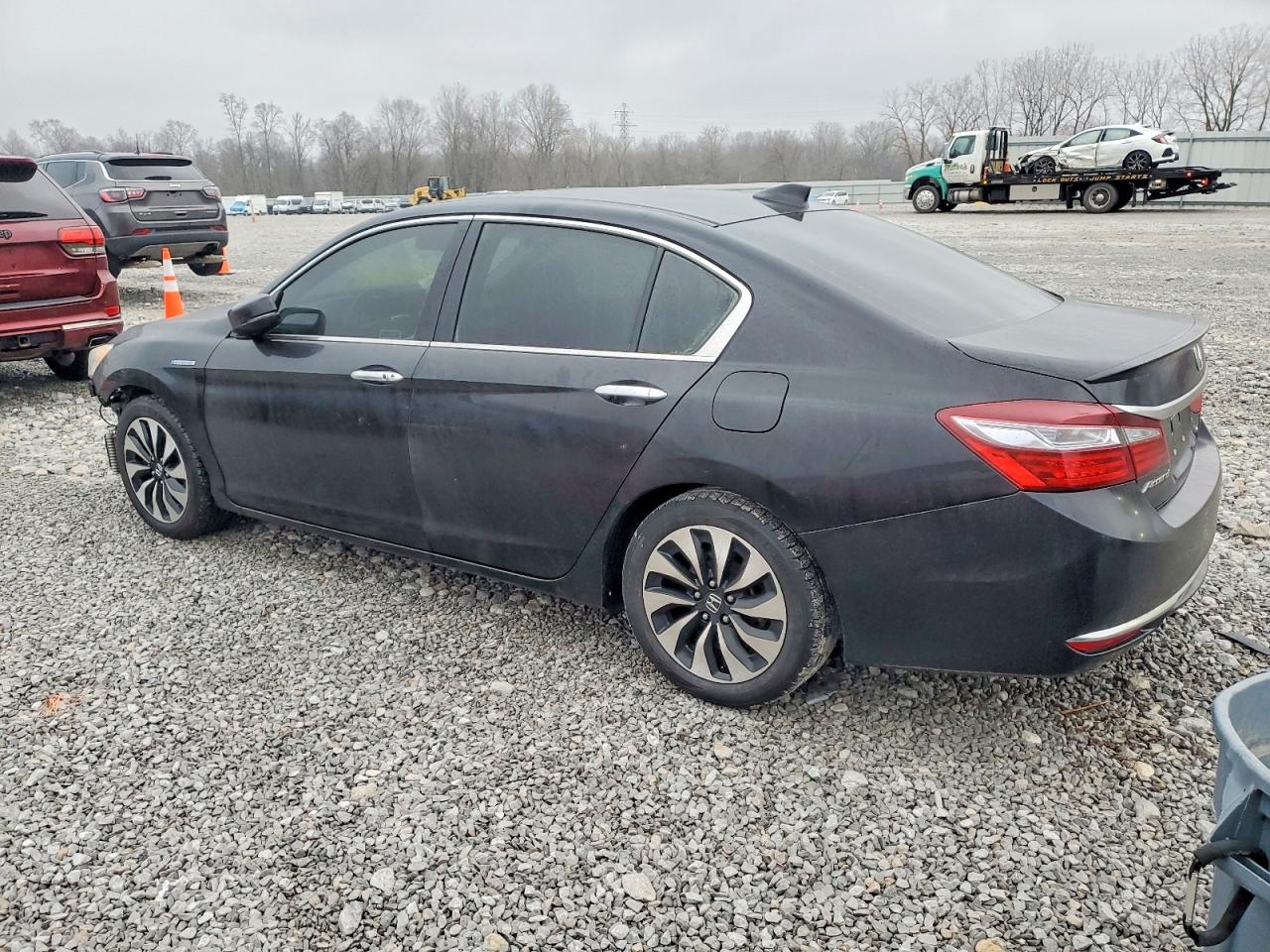 2017 HONDA ACCORD HYBRID EXL photo 2