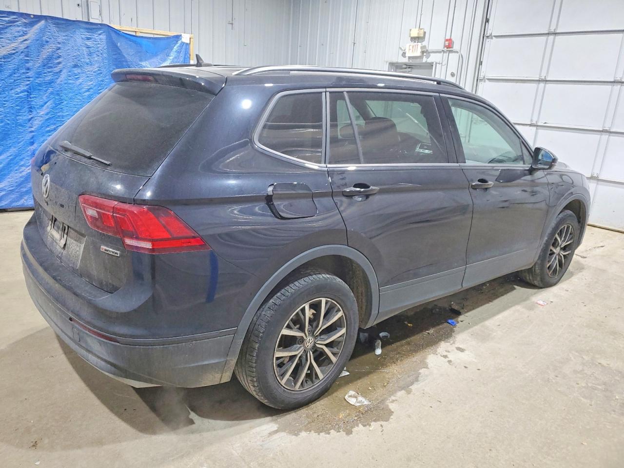 2021 VOLKSWAGEN TIGUAN S photo 3