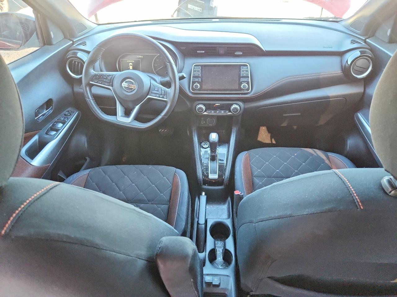 2018 NISSAN KICKS S photo 8