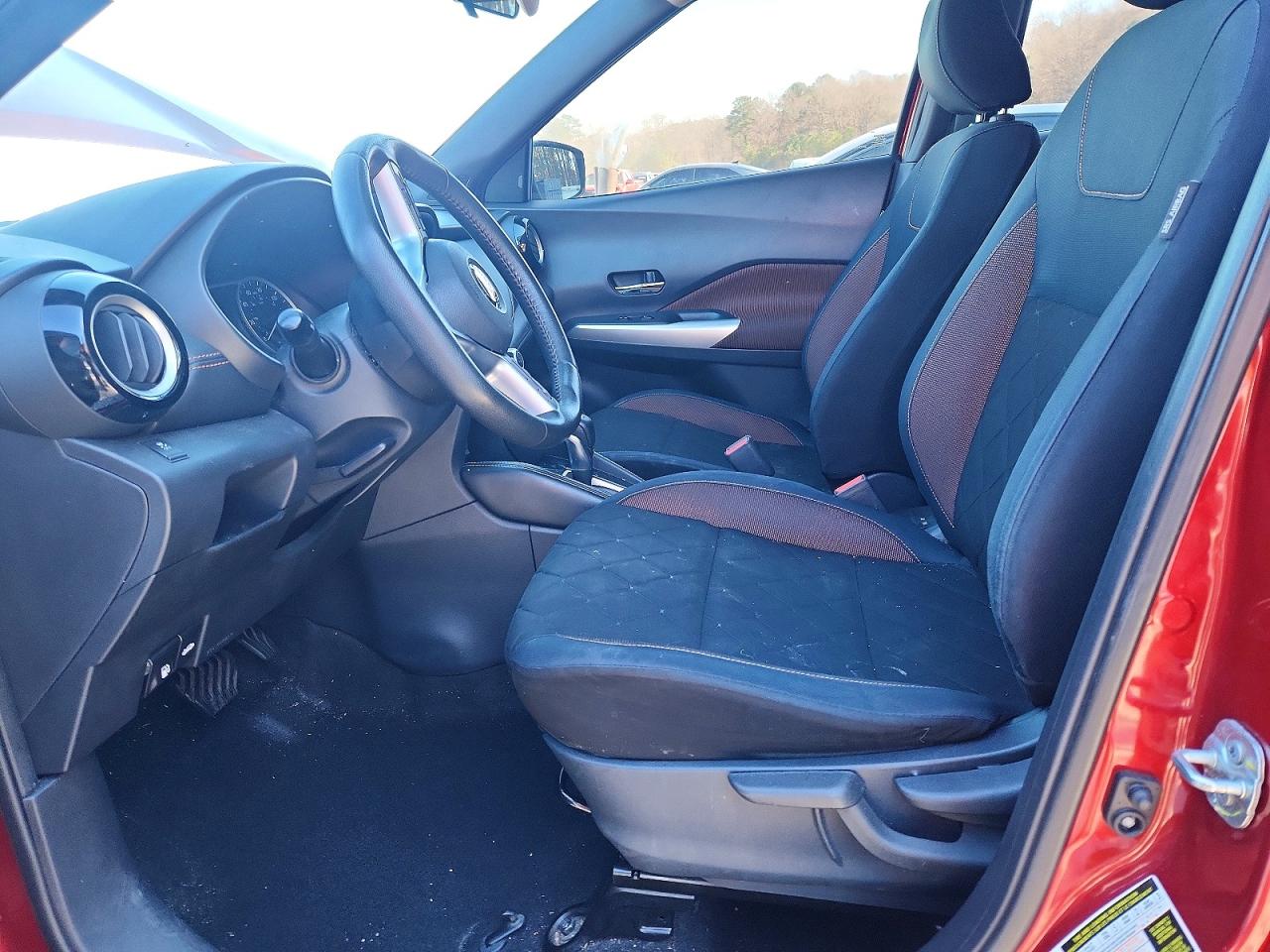2018 NISSAN KICKS S photo 7