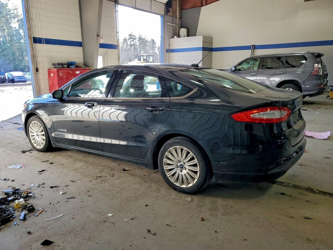 2014 FORD FUSION SE HYBRID photo 2