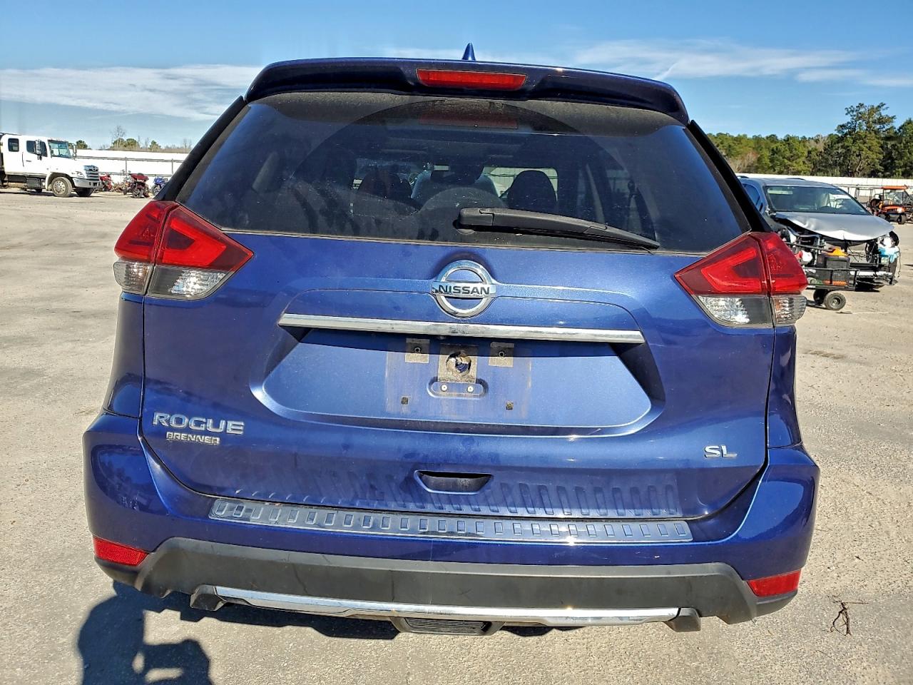 2017 NISSAN ROGUE S photo 6