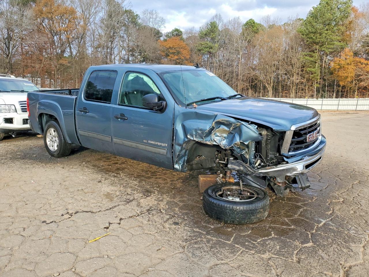 2010 GMC SIERRA C1500 SLE photo 4
