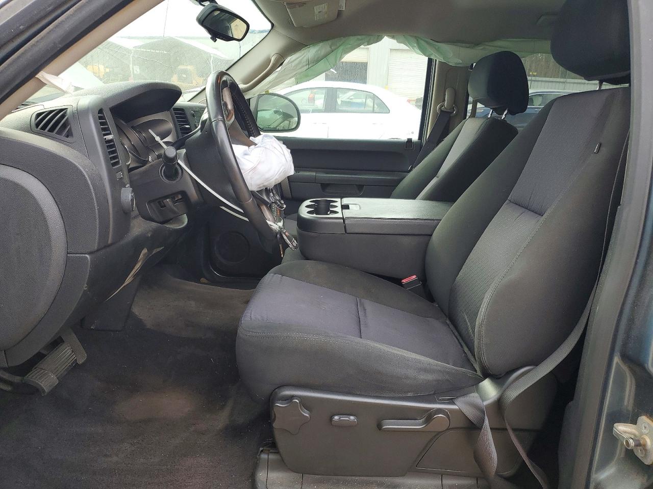 2010 GMC SIERRA C1500 SLE photo 7