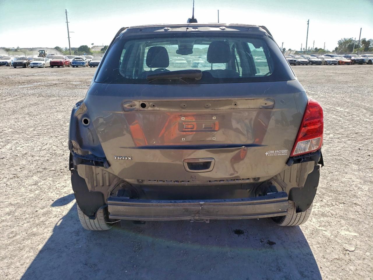 2020 CHEVROLET TRAX LS photo 6