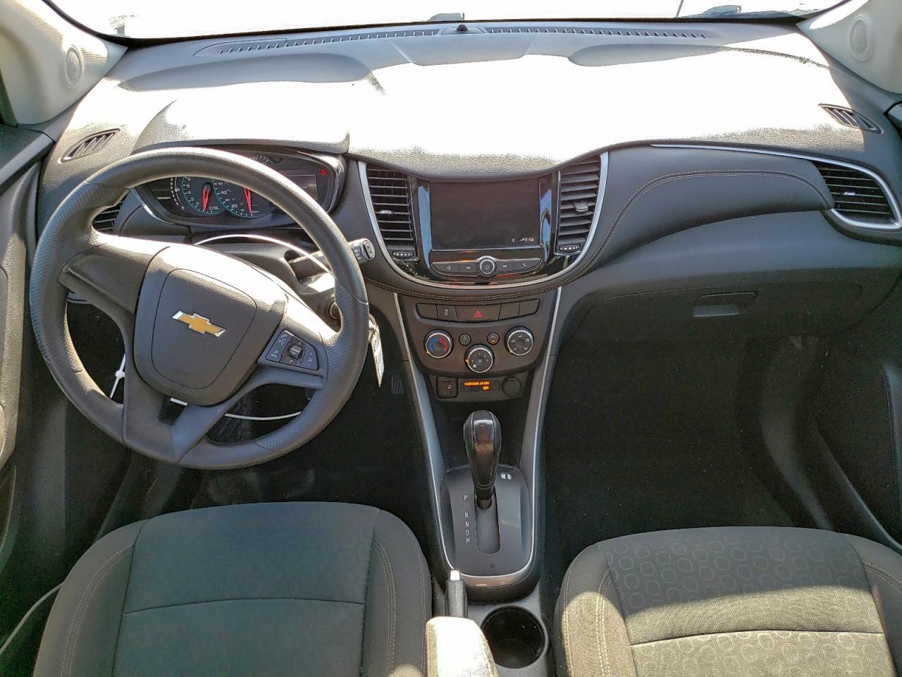 2020 CHEVROLET TRAX LS photo 8