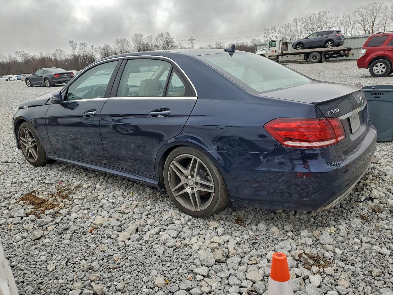 2016 MERCEDES-BENZ E 350 4MATIC photo 2