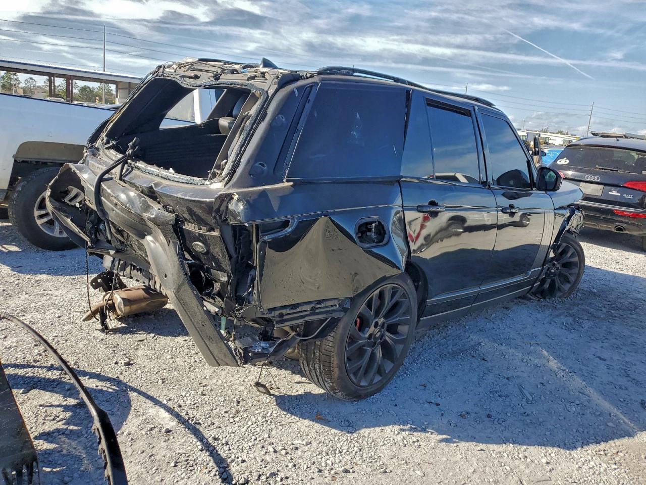 2020 LAND ROVER RANGE ROVER P525 HSE photo 3