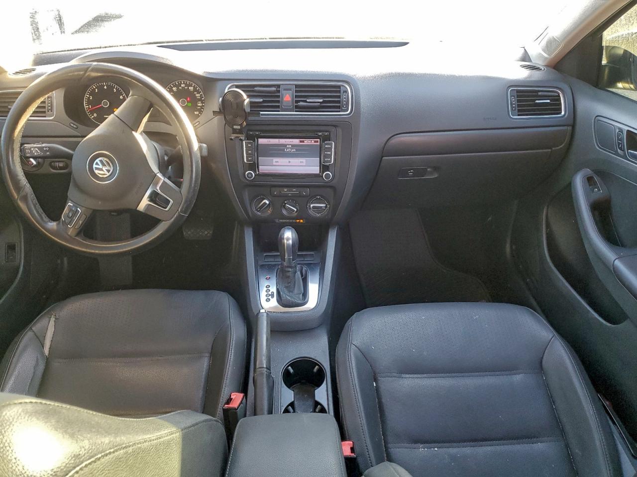 2012 VOLKSWAGEN JETTA SE photo 8