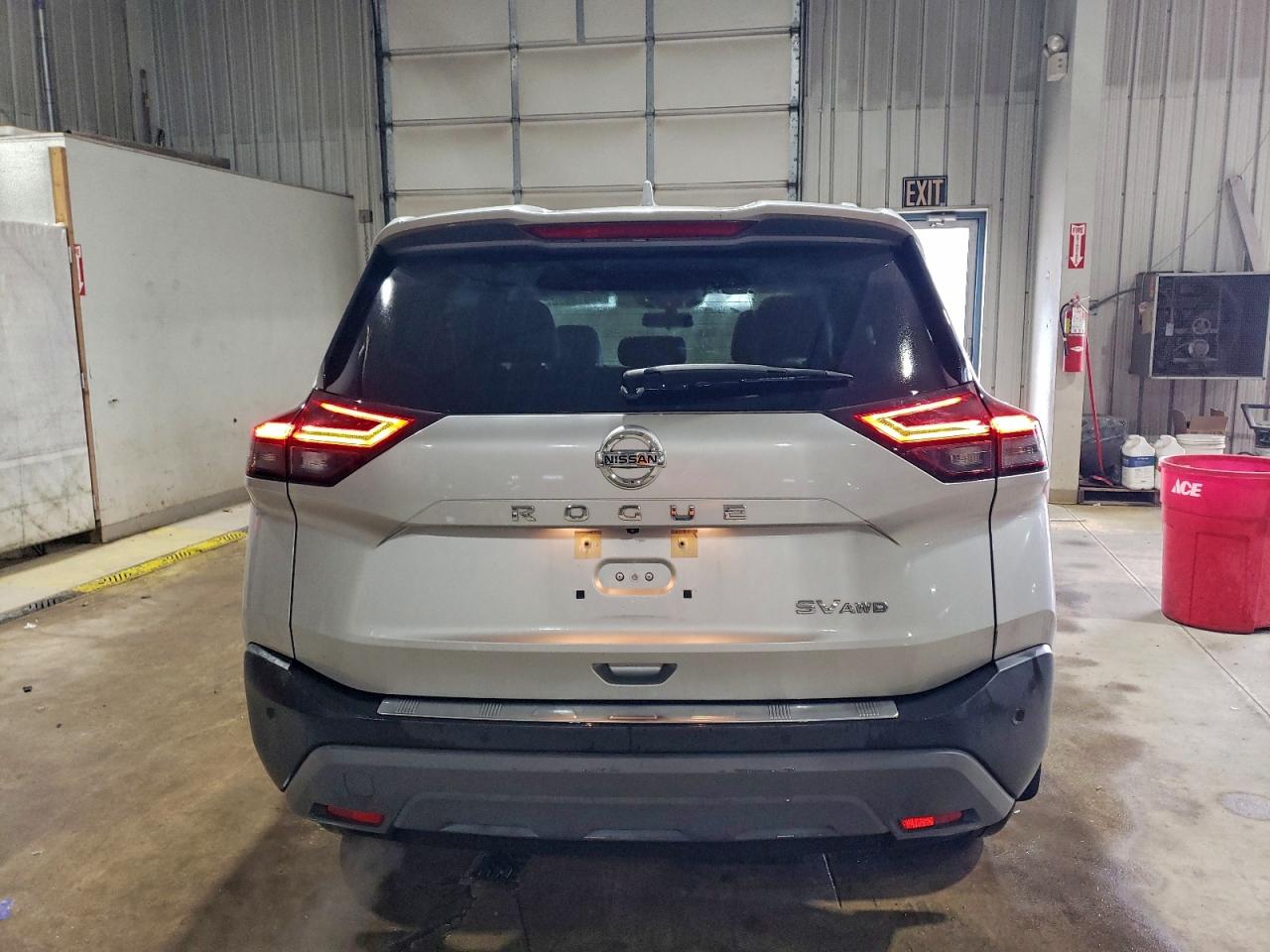 2021 NISSAN ROGUE SV photo 6
