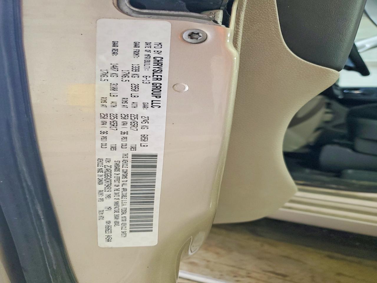 2013 DODGE GRAND CARAVAN SE photo 13
