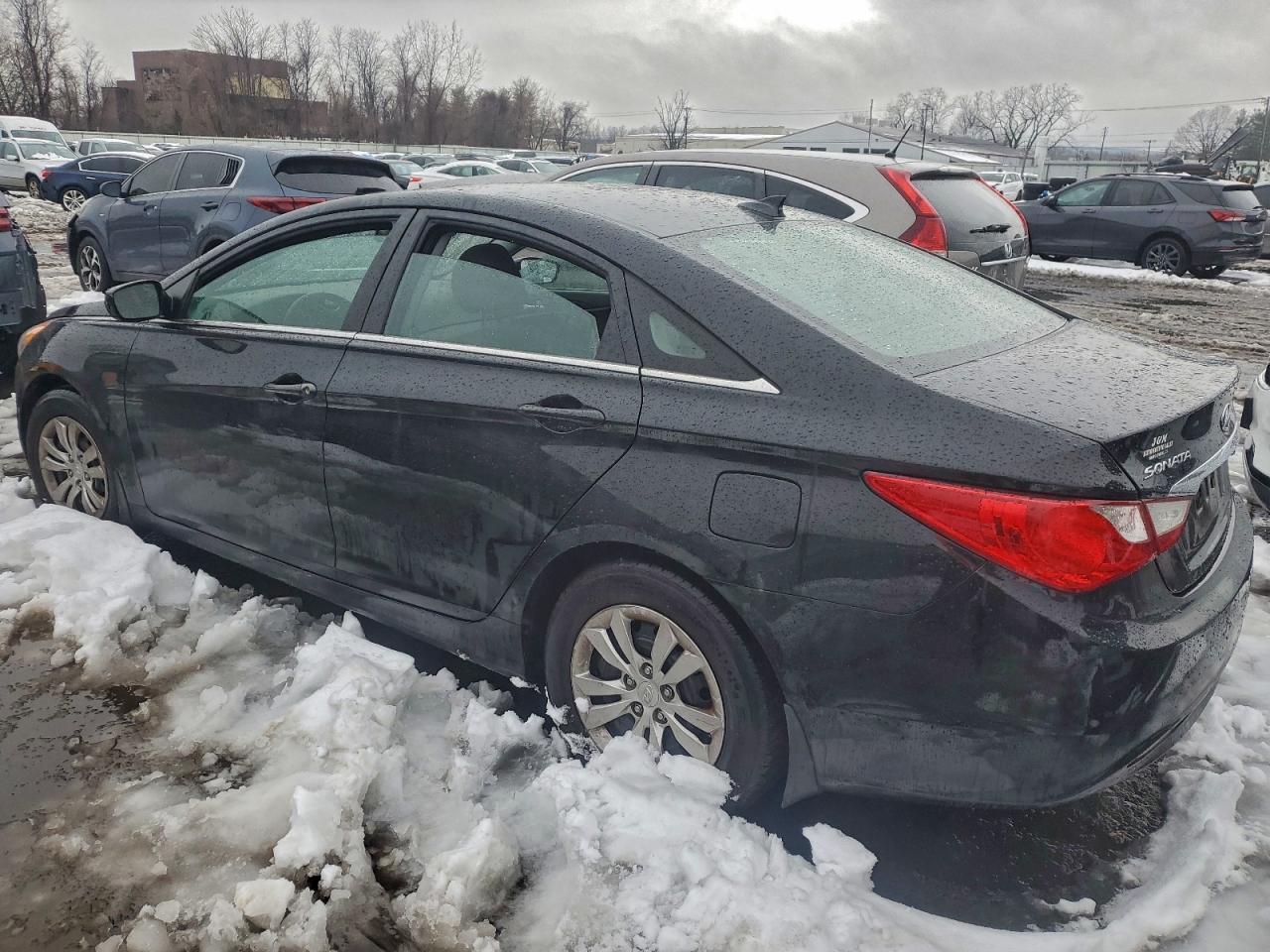 2013 HYUNDAI SONATA GLS photo 2
