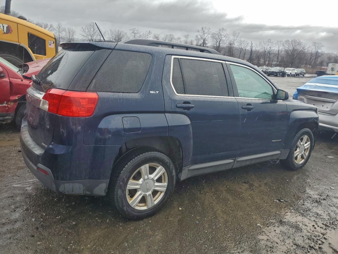 2015 GMC TERRAIN SLT photo 3