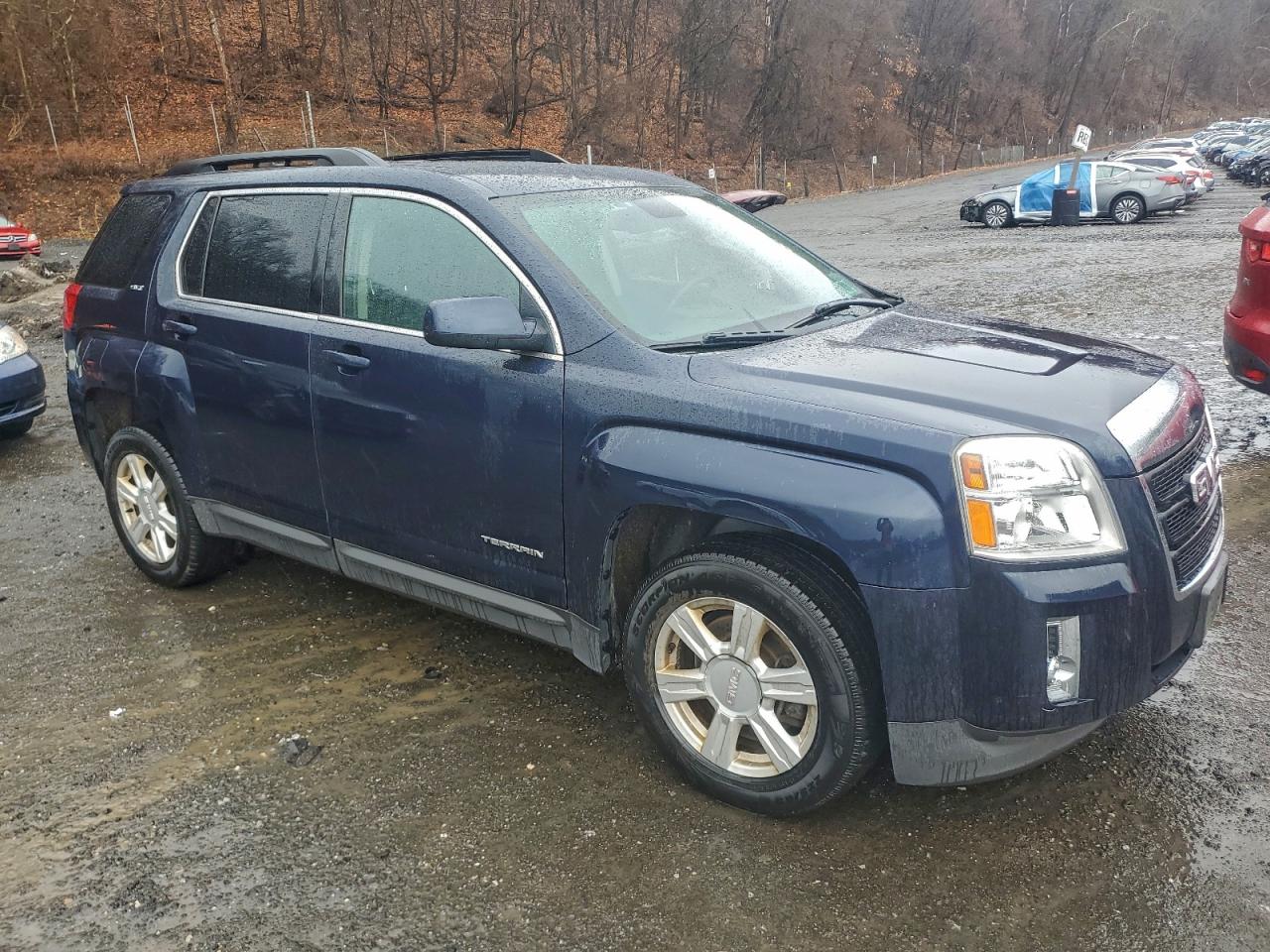 2015 GMC TERRAIN SLT photo 4
