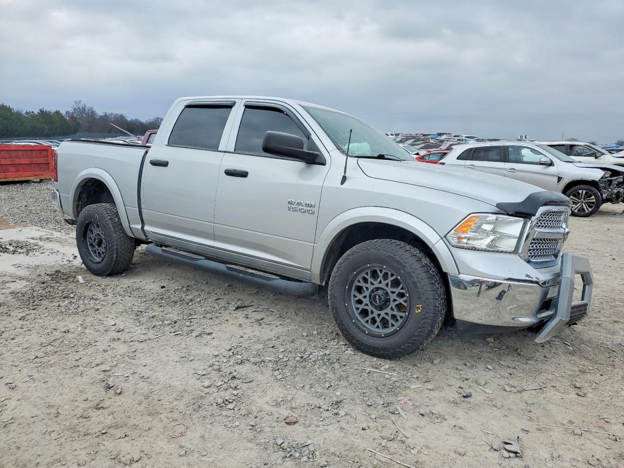 2016 RAM 1500 ST photo 4
