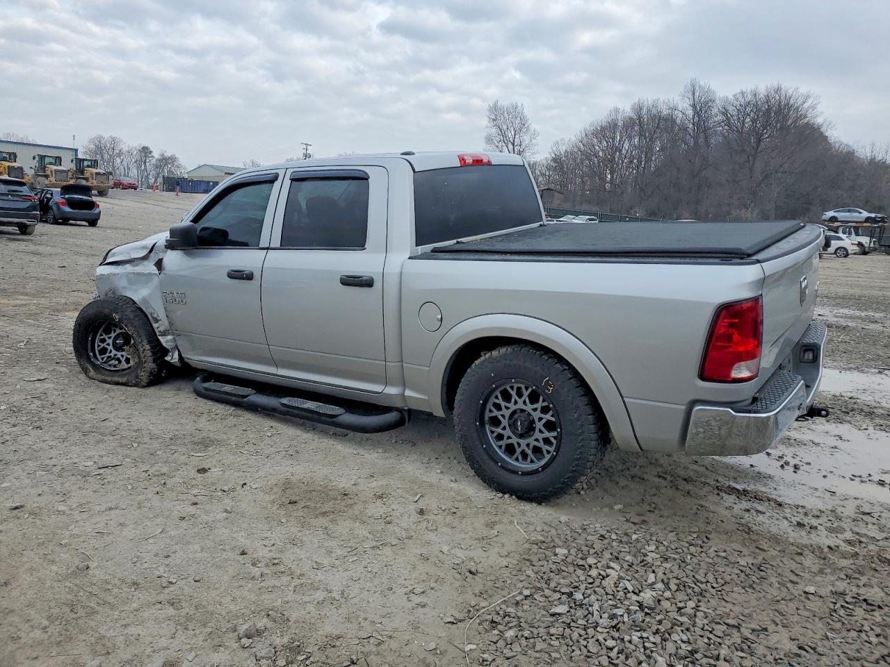 2016 RAM 1500 ST photo 2