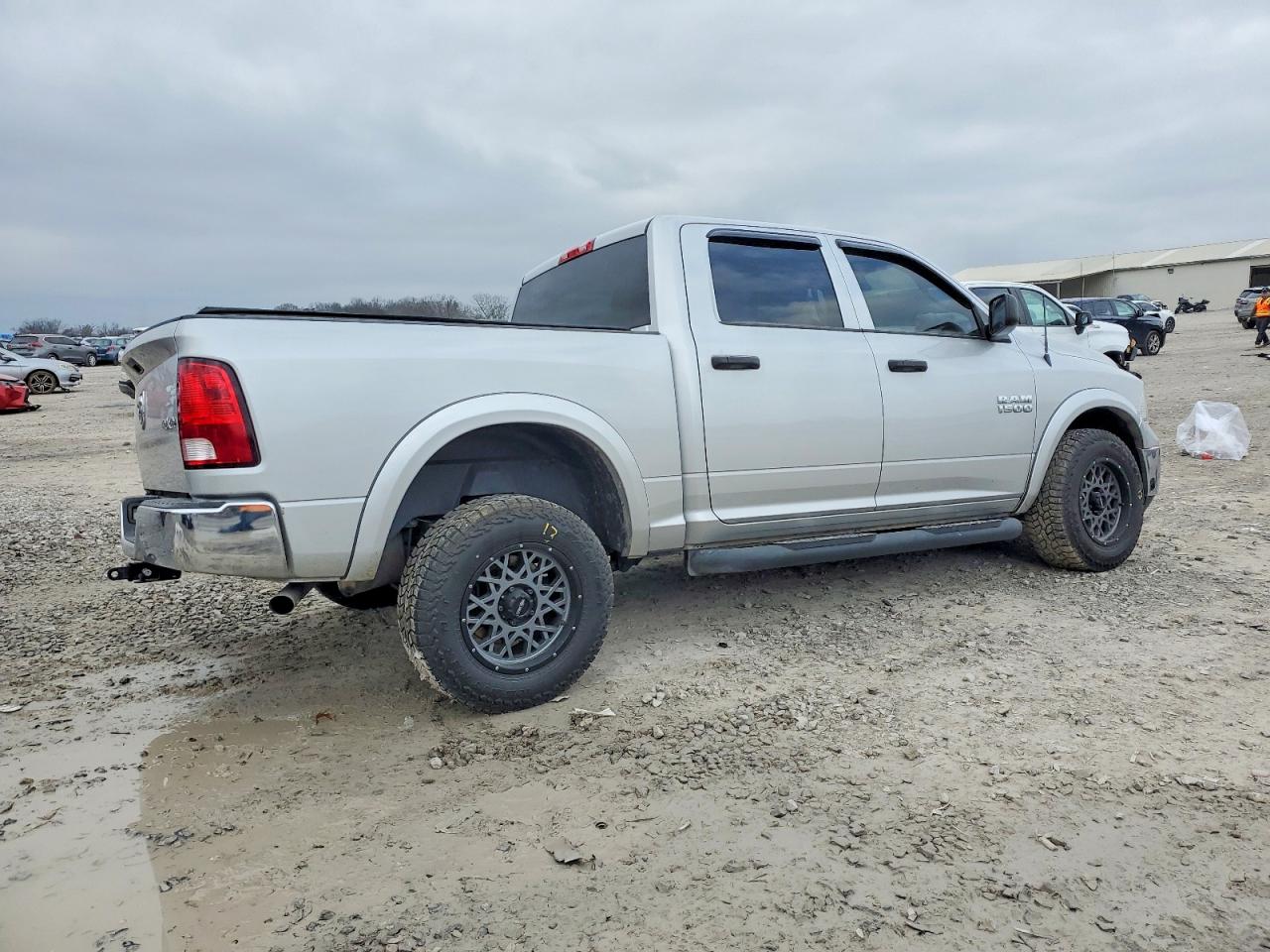 2016 RAM 1500 ST photo 3