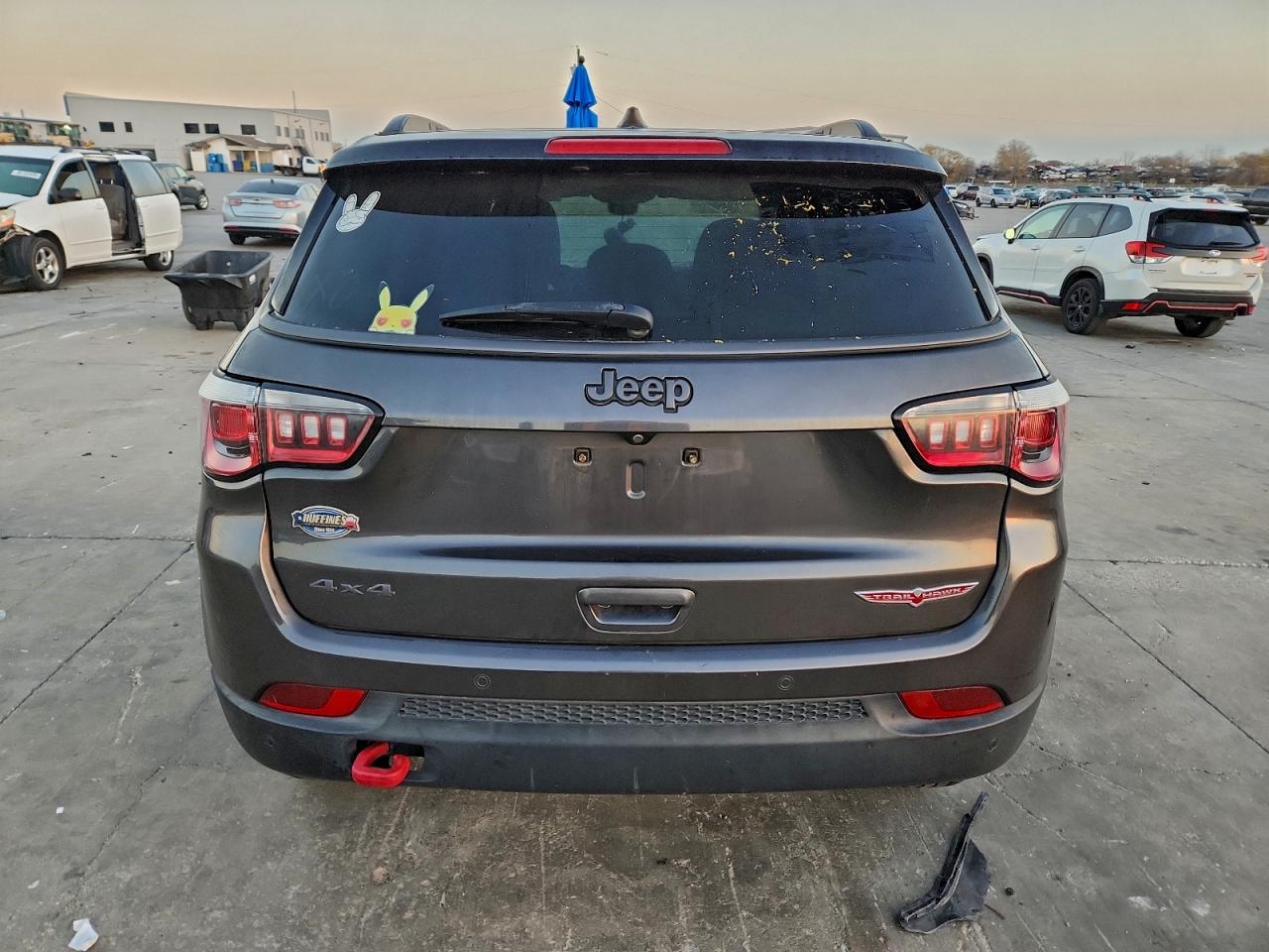 2019 JEEP COMPASS TRAILHAWK photo 6