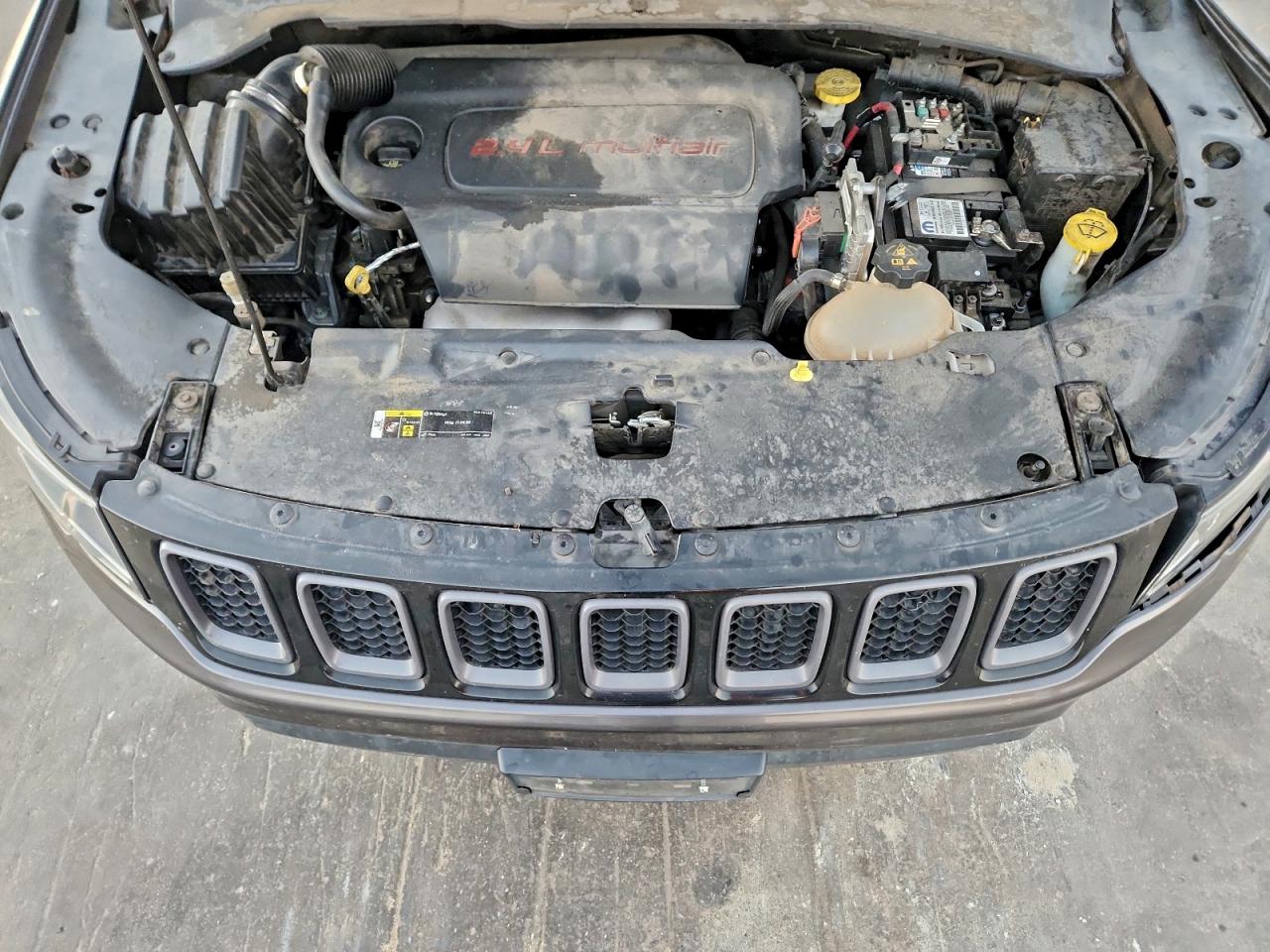 2019 JEEP COMPASS TRAILHAWK photo 12