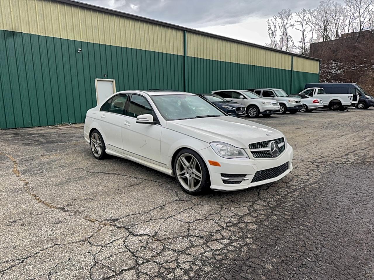 2013 MERCEDES-BENZ C