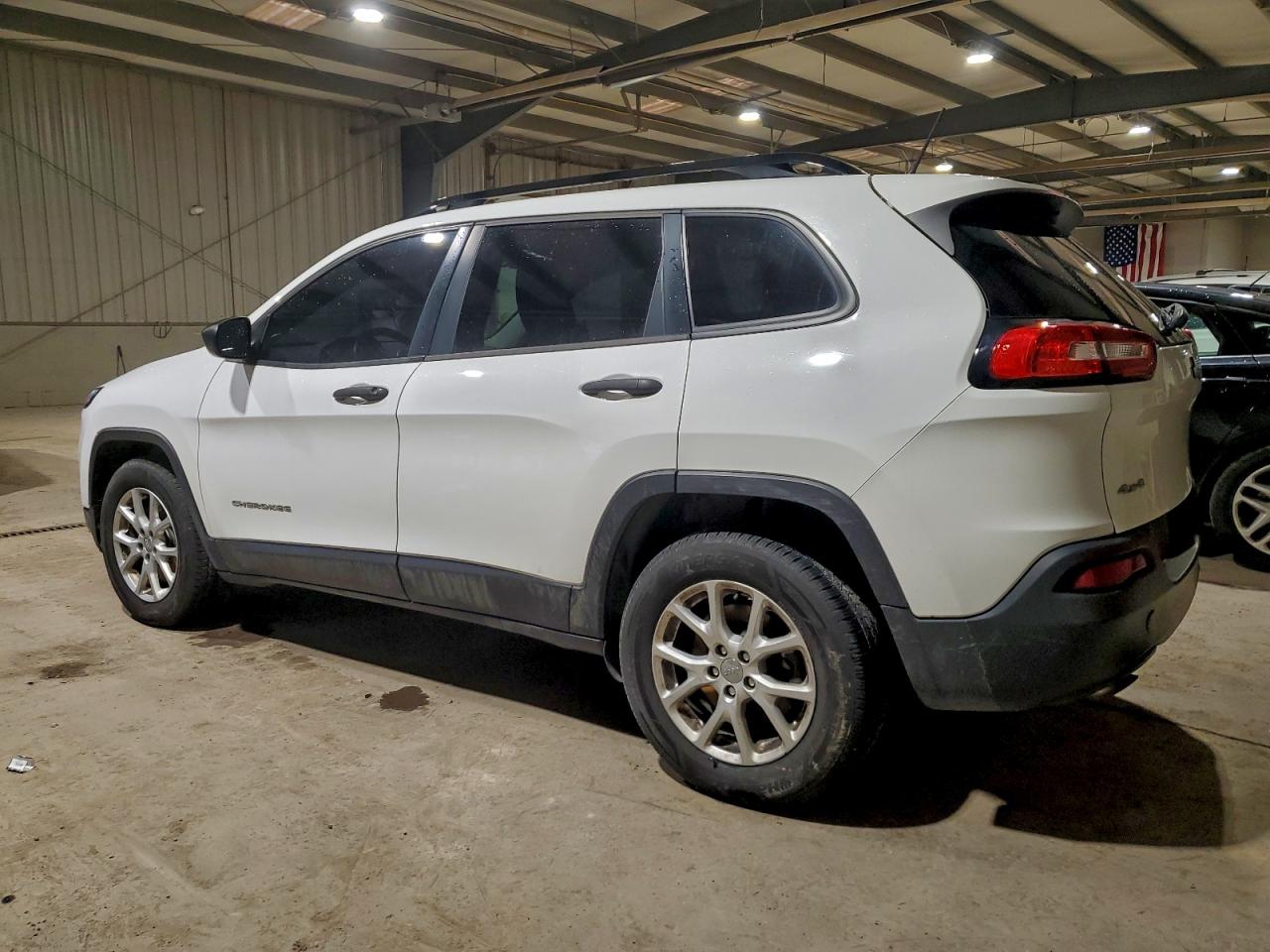 2016 JEEP CHEROKEE SPORT photo 2