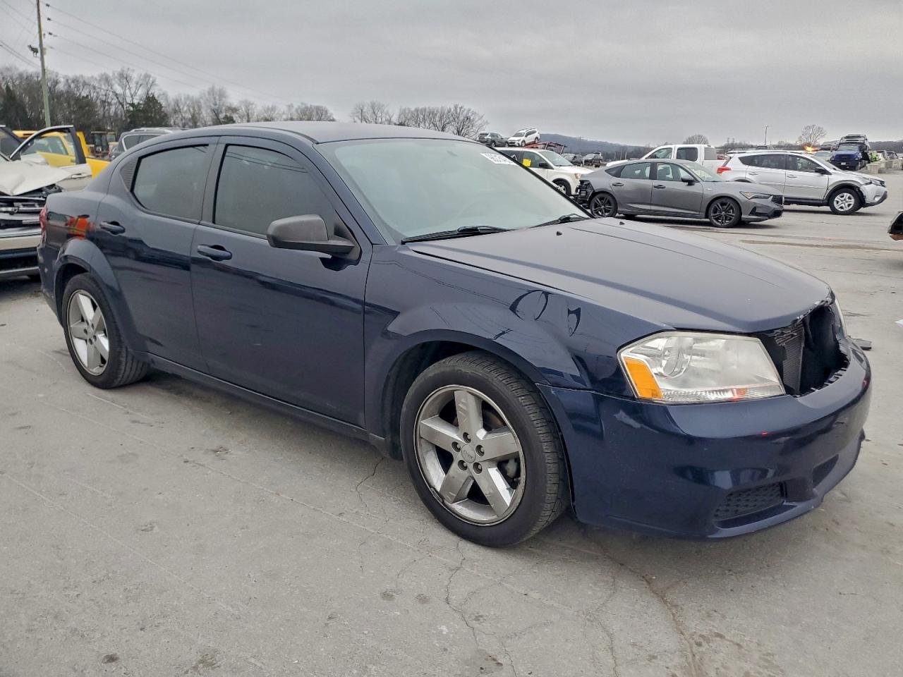 2014 DODGE AVENGER SE photo 4
