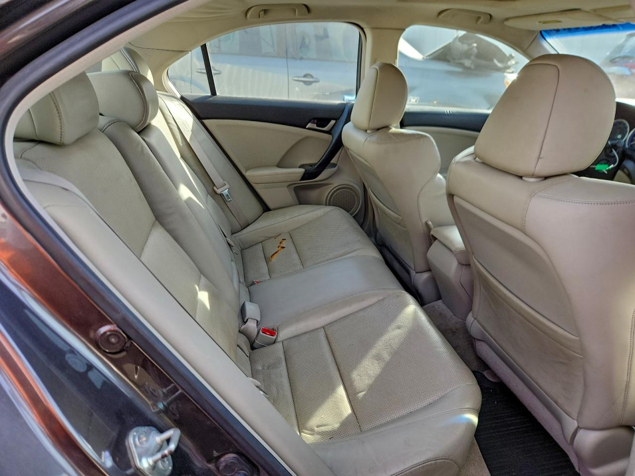 2010 ACURA TSX photo 10