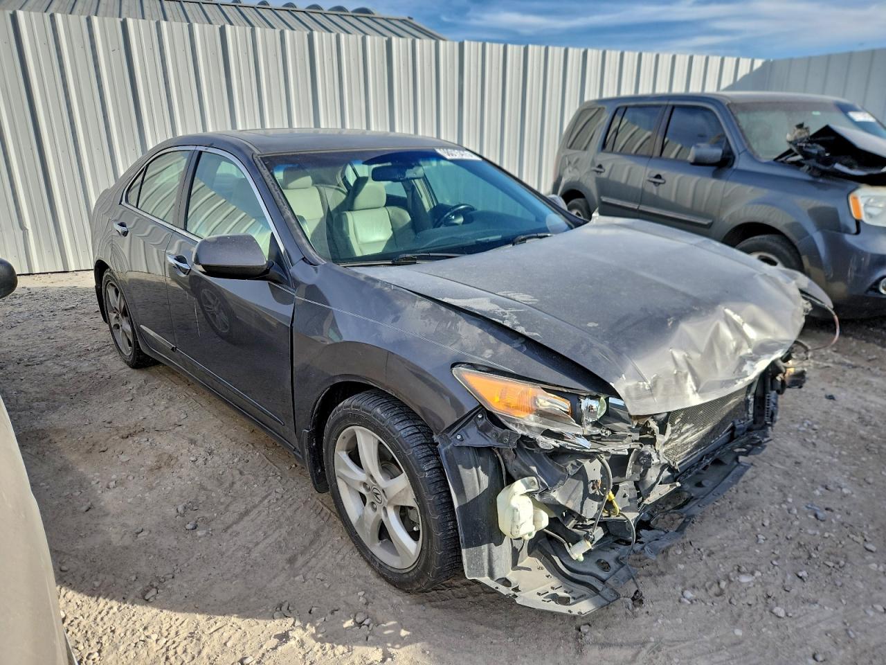 2010 ACURA TSX photo 4