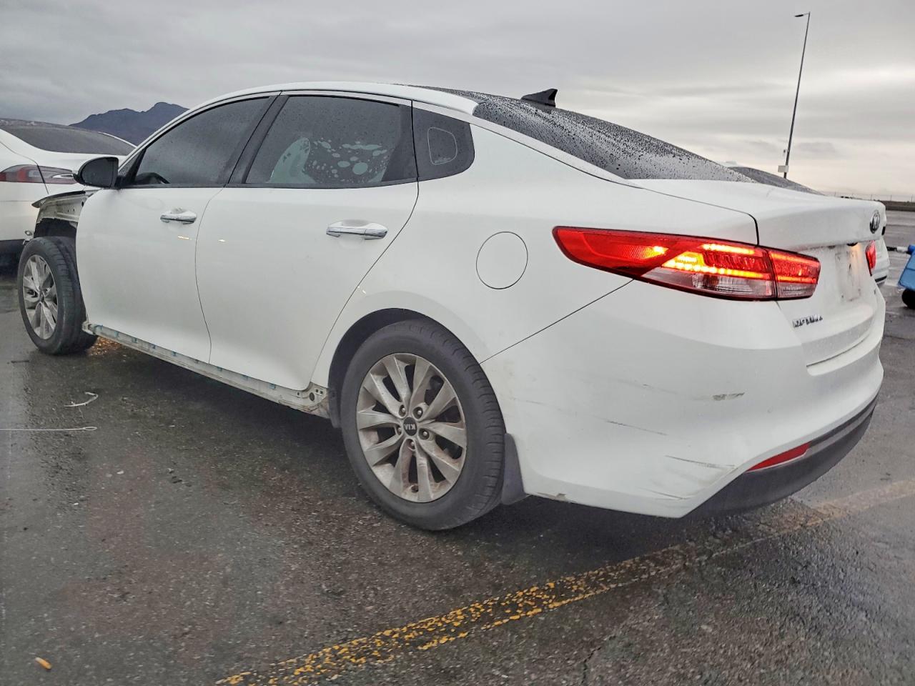2016 KIA OPTIMA EX photo 2