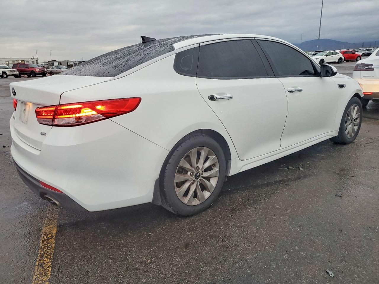 2016 KIA OPTIMA EX photo 3