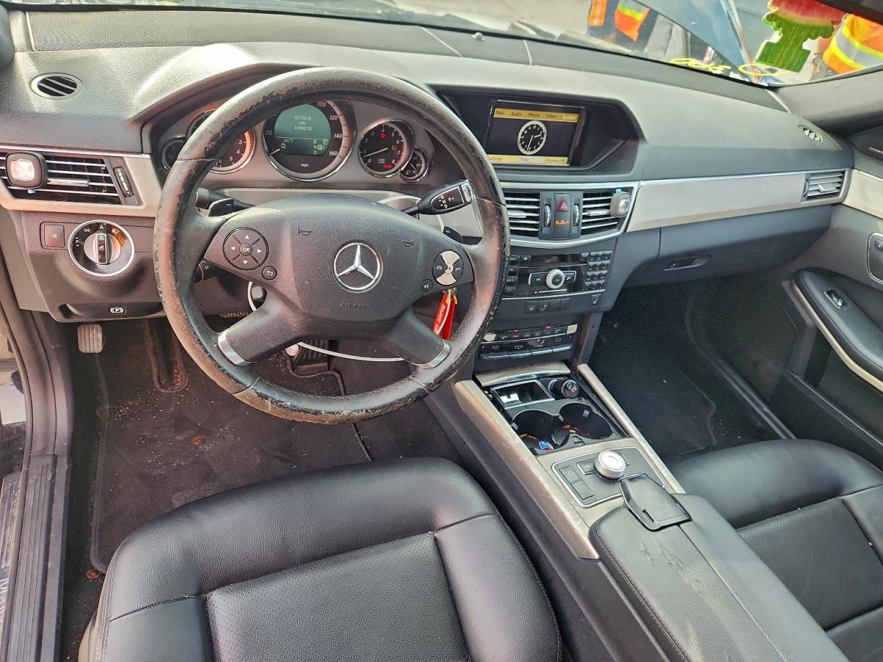 2011 MERCEDES-BENZ E 350 photo 8