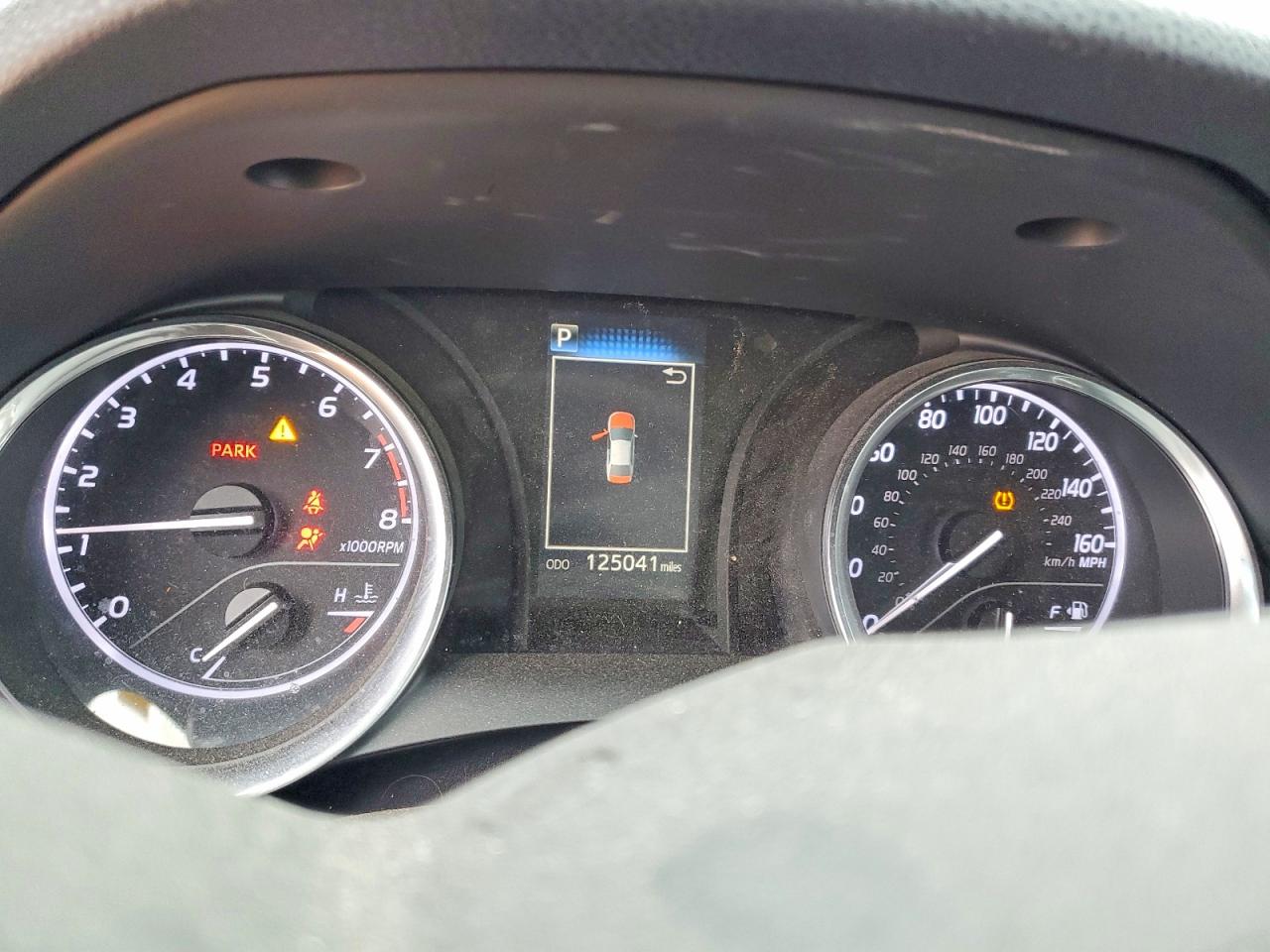 2018 TOYOTA CAMRY L photo 9