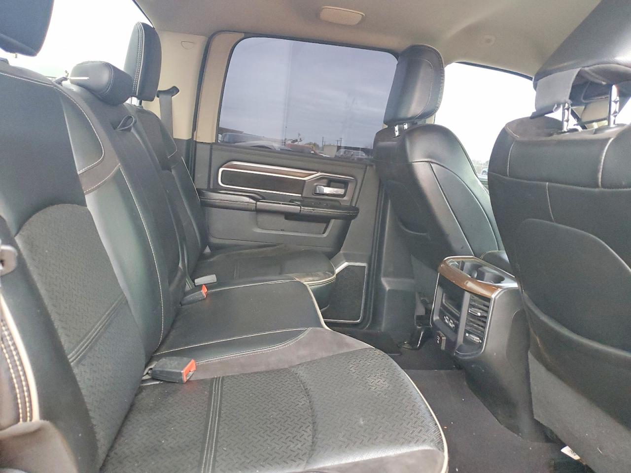 2022 RAM 3500 LARAMIE photo 10