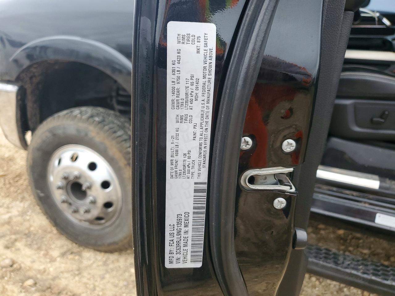 2022 RAM 3500 LARAMIE photo 12