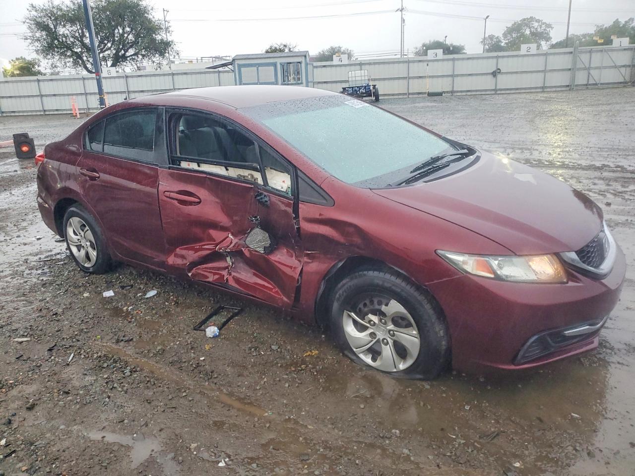 2013 HONDA CIVIC LX photo 4