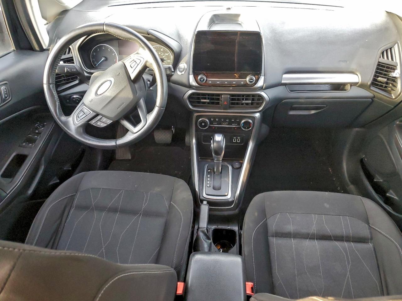 2020 FORD ECOSPORT SE photo 8
