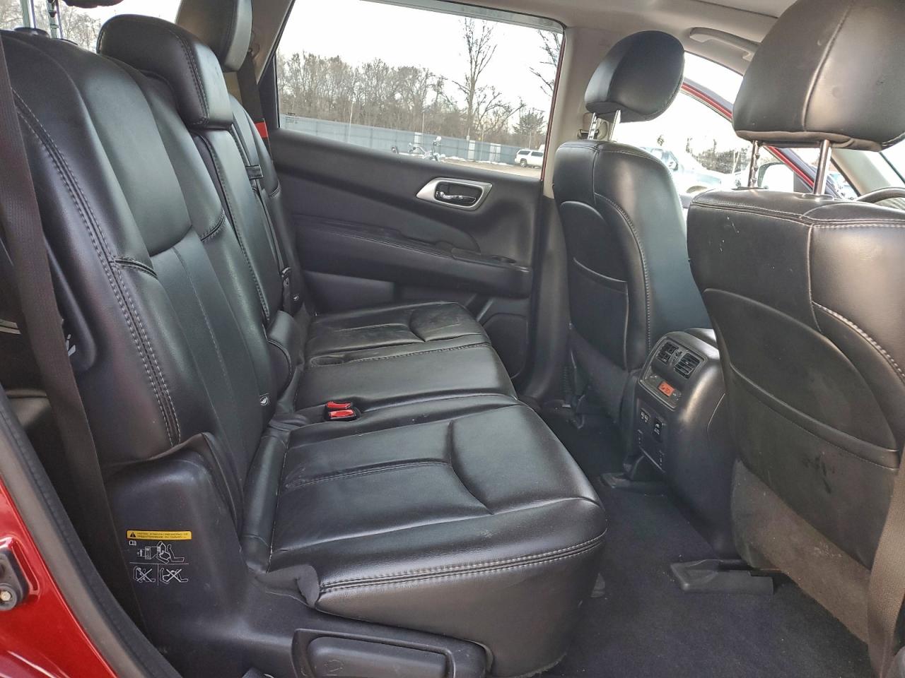 2017 NISSAN PATHFINDER S photo 21