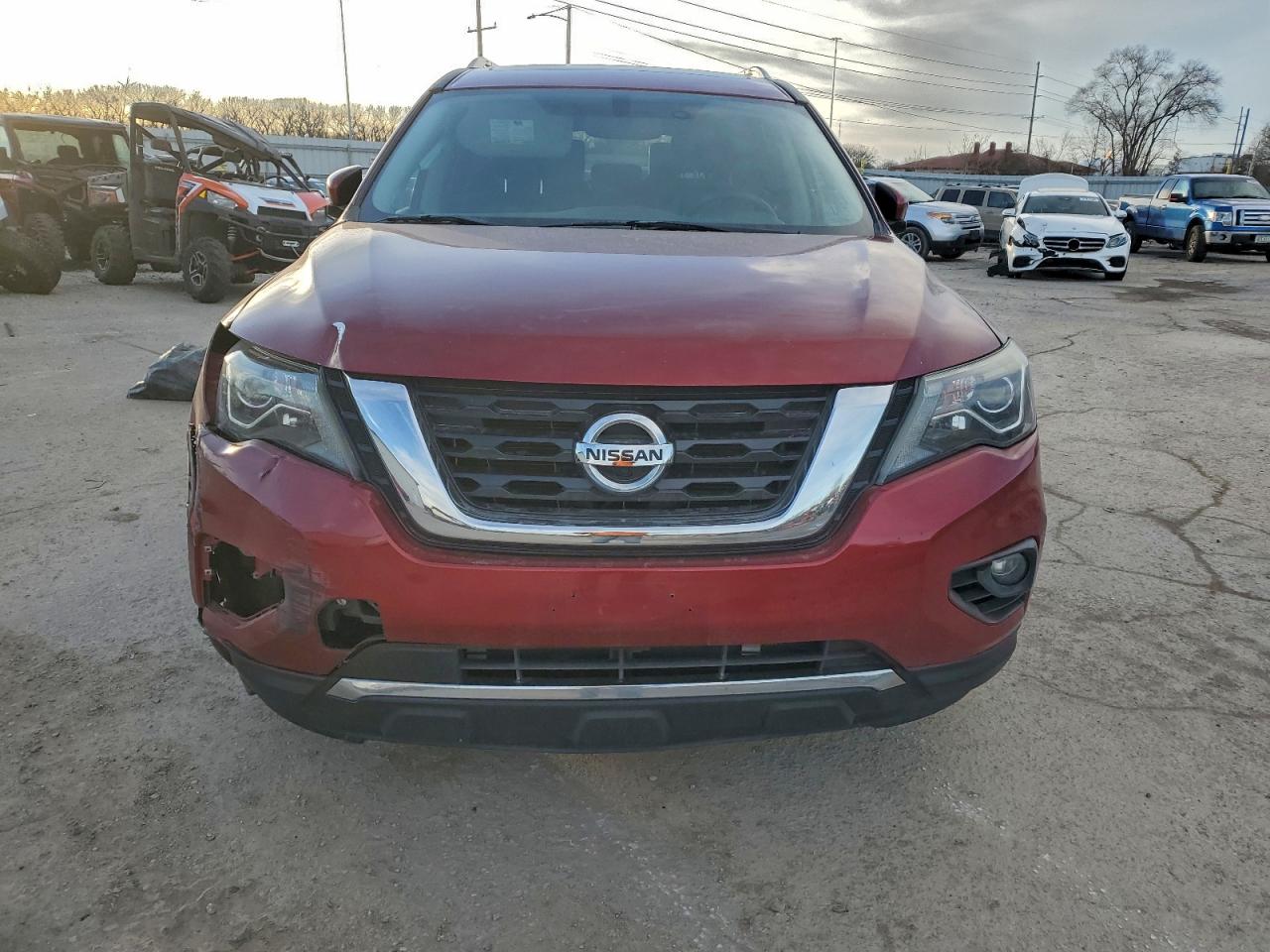 2017 NISSAN PATHFINDER S photo 9