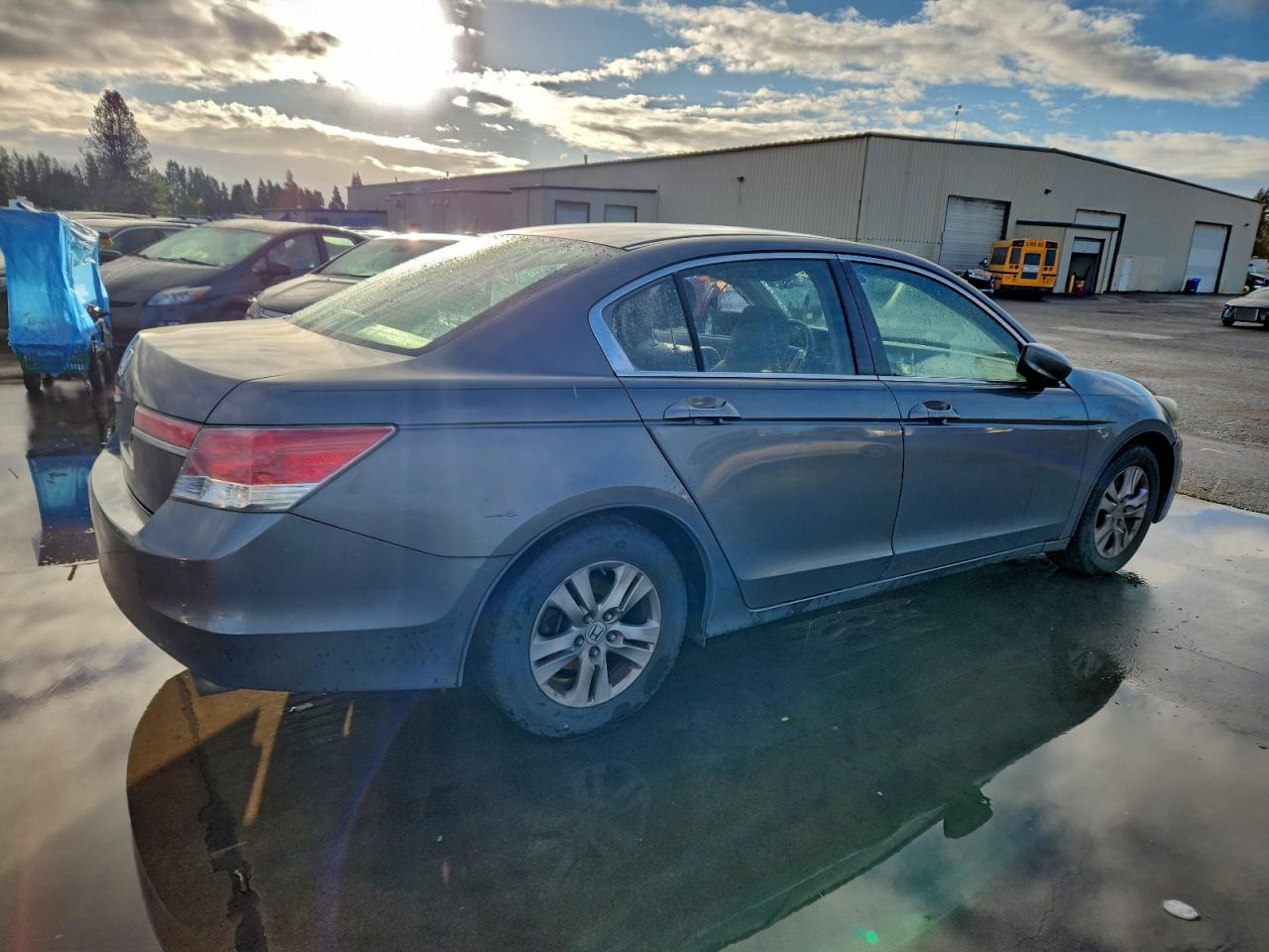 2012 HONDA ACCORD LXP photo 3
