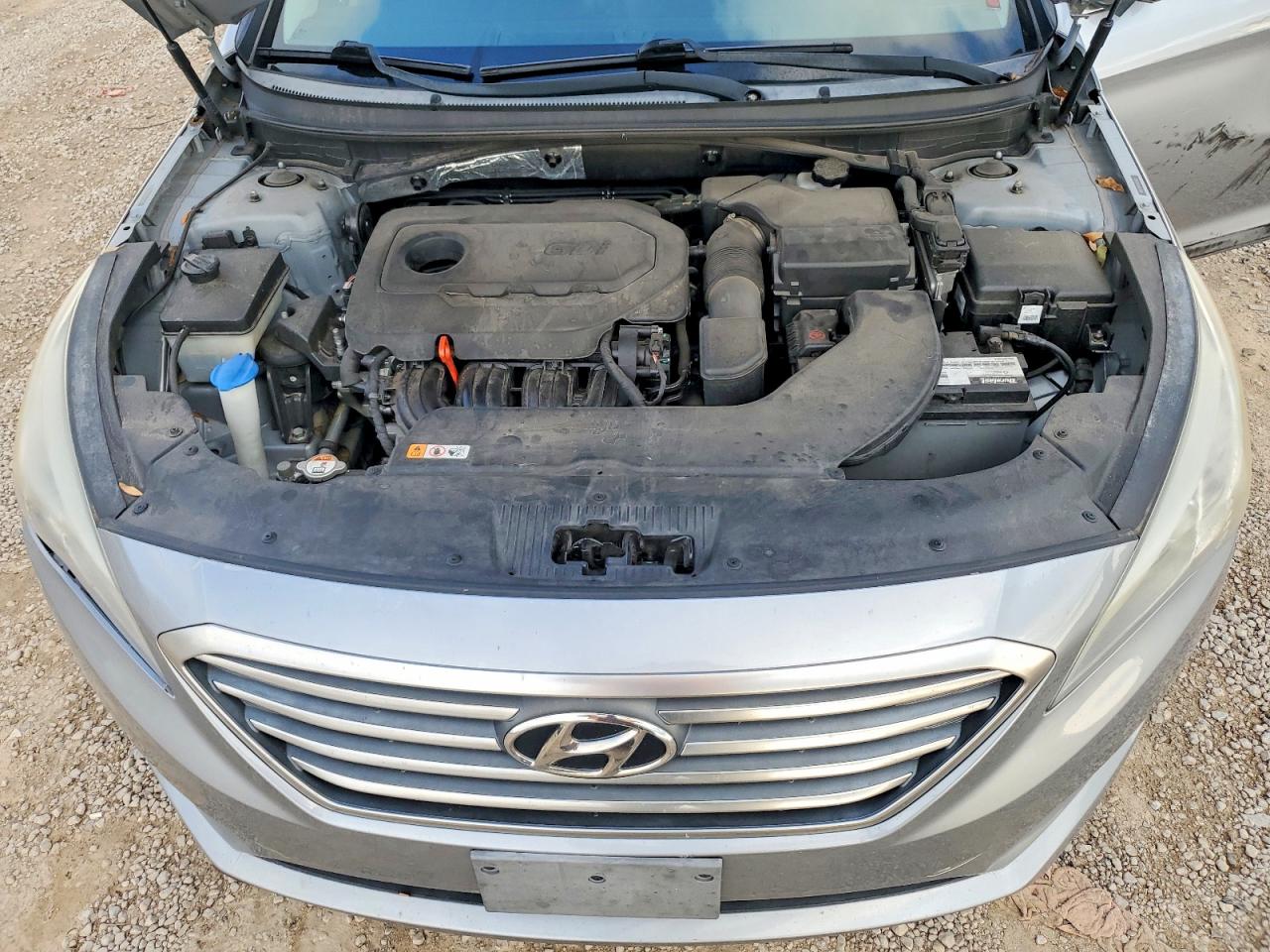 2015 HYUNDAI SONATA SE photo 11
