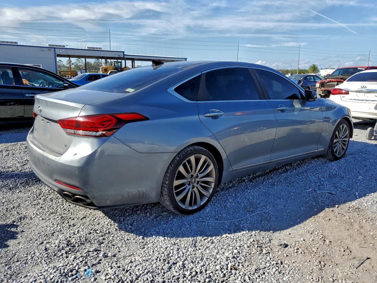 2015 HYUNDAI GENESIS 5.0L photo 3