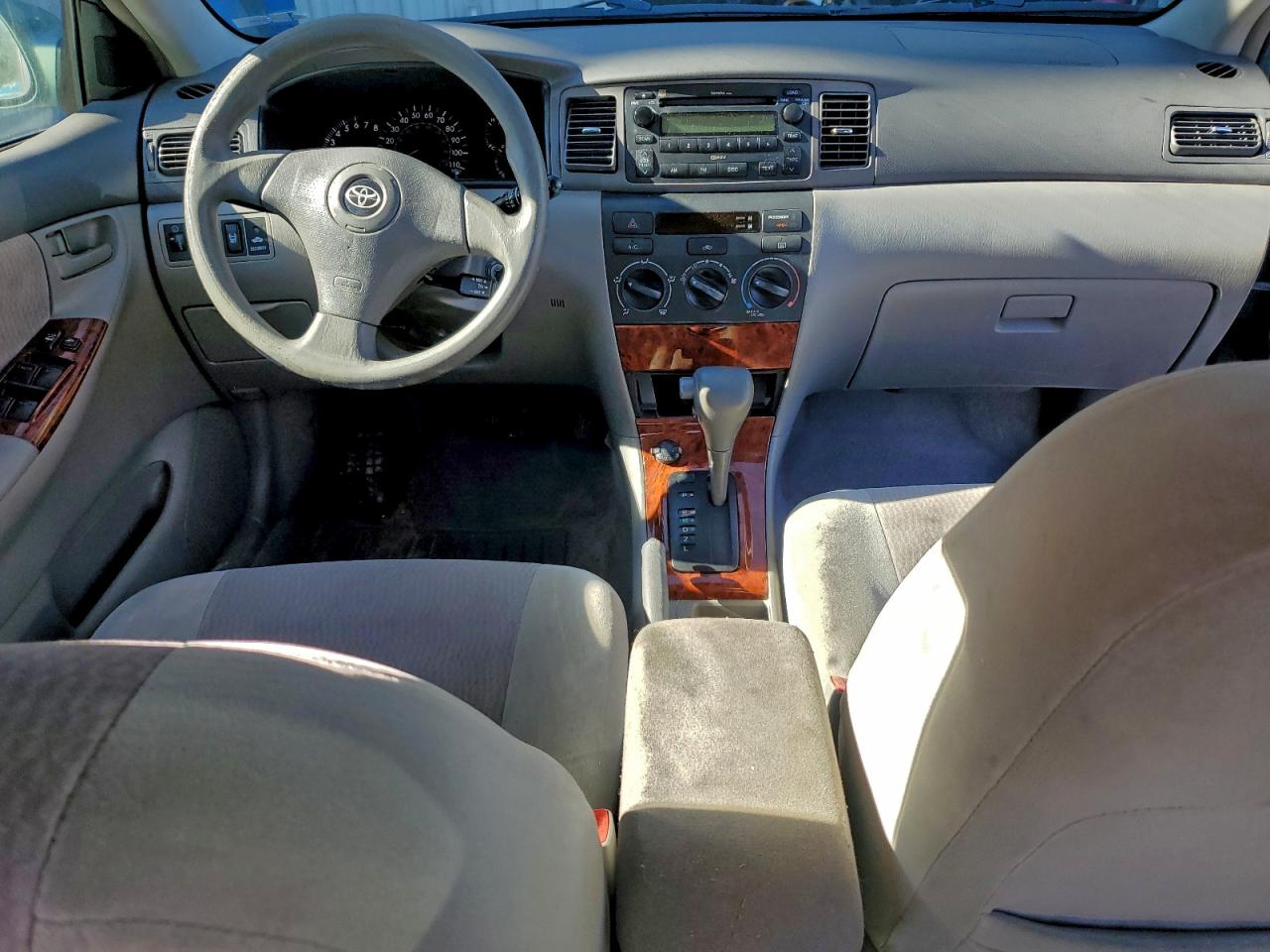 2007 TOYOTA COROLLA CE photo 8